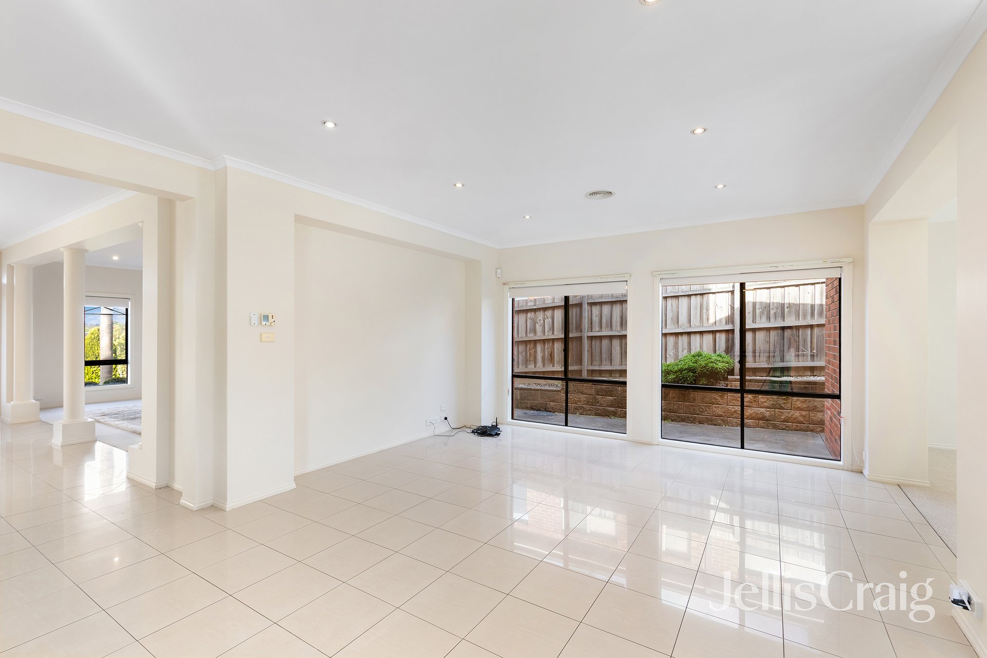 19 Cockatiel Place, Diamond Creek image 3