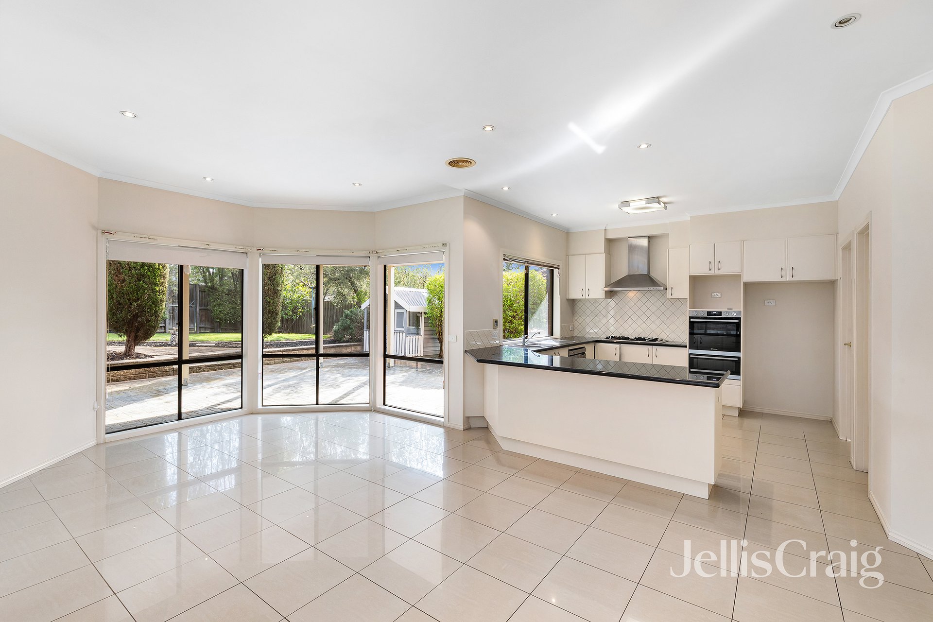 19 Cockatiel Place, Diamond Creek image 5