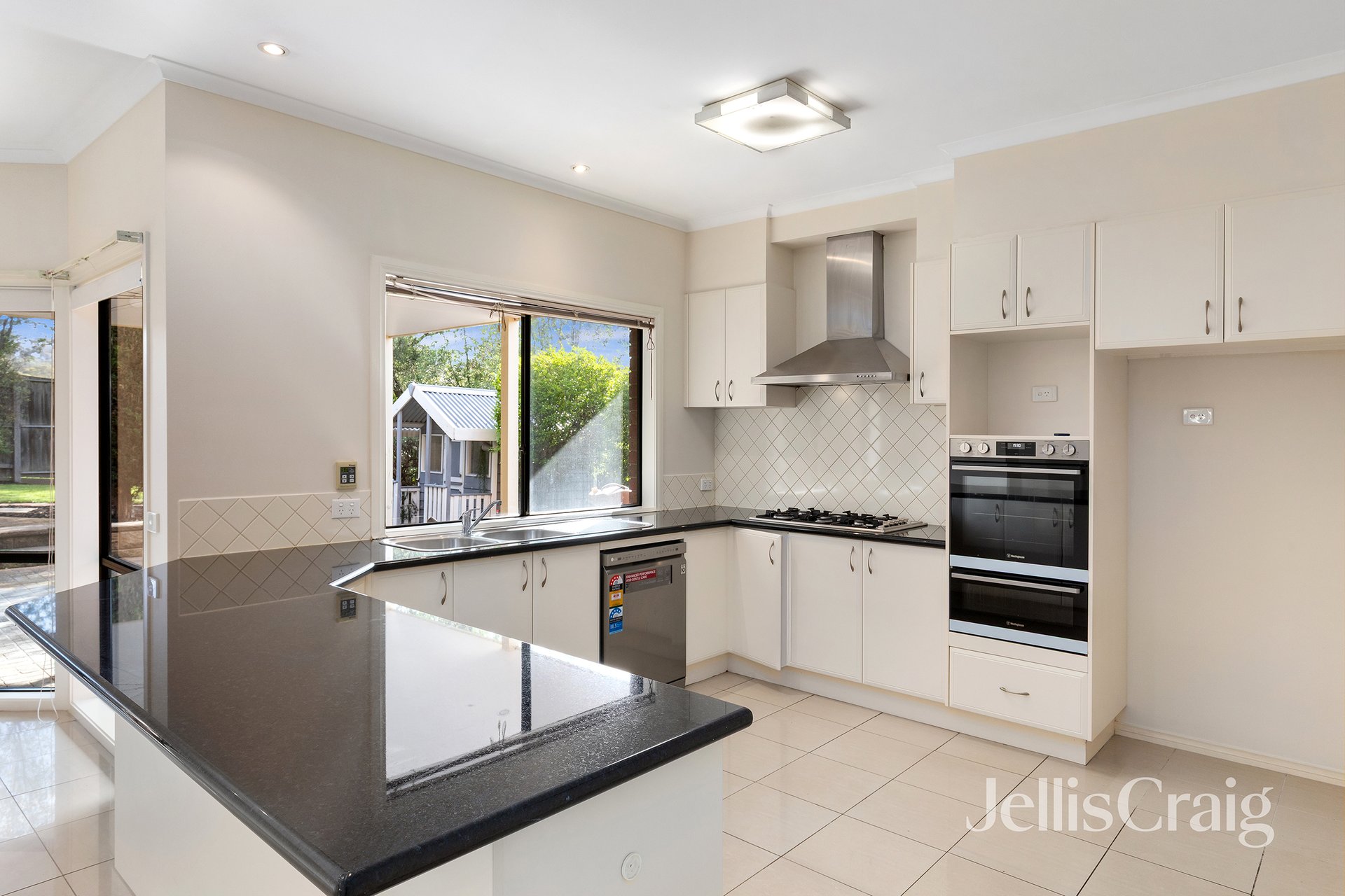 19 Cockatiel Place, Diamond Creek image 6