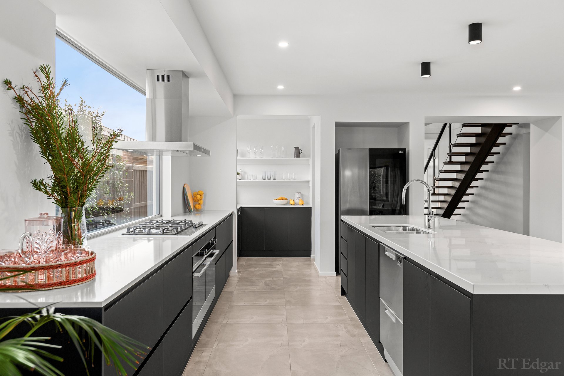 Property Gallery Thumbnail 4