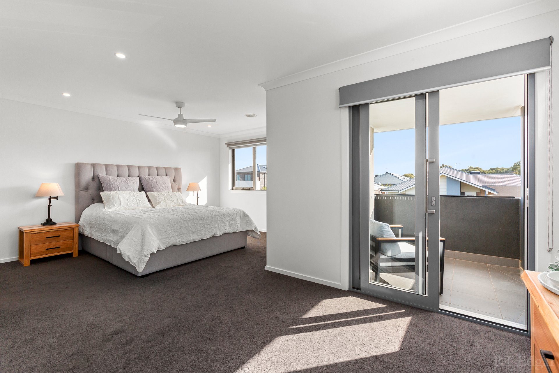 Property Gallery Thumbnail 10