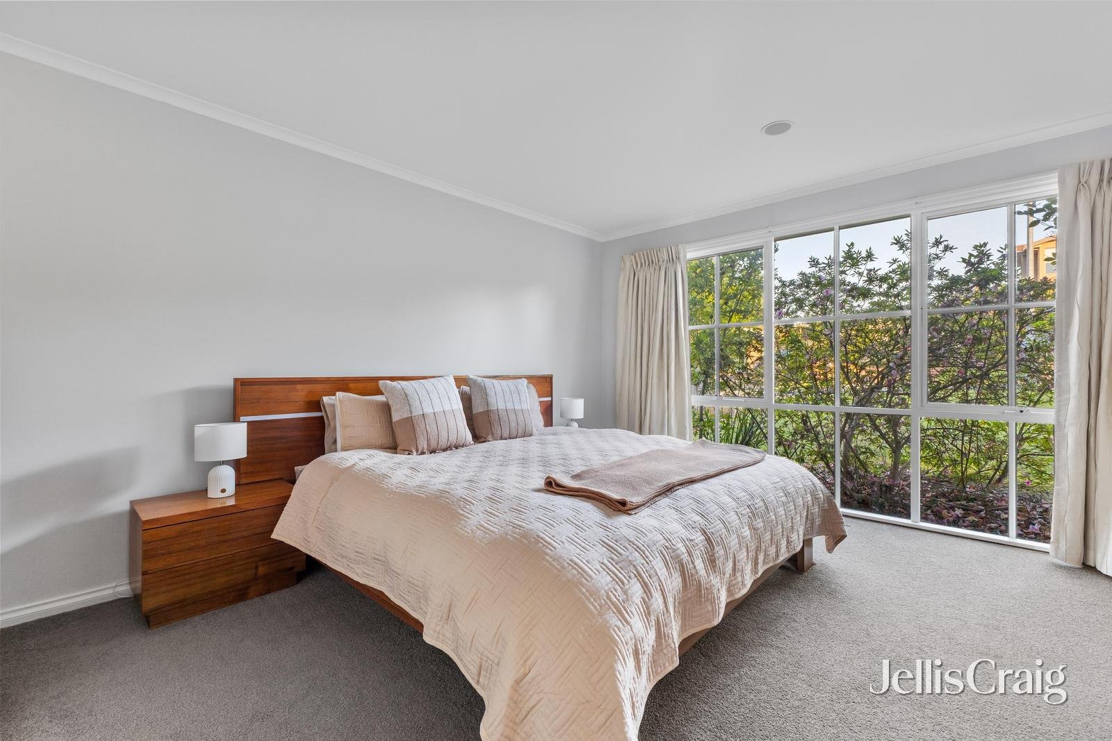19 Dandallo Drive, Eltham image 4