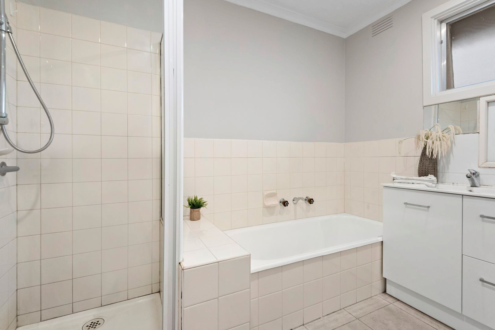 19 Diamond Avenue, Glen&nbsp;Waverley image 8