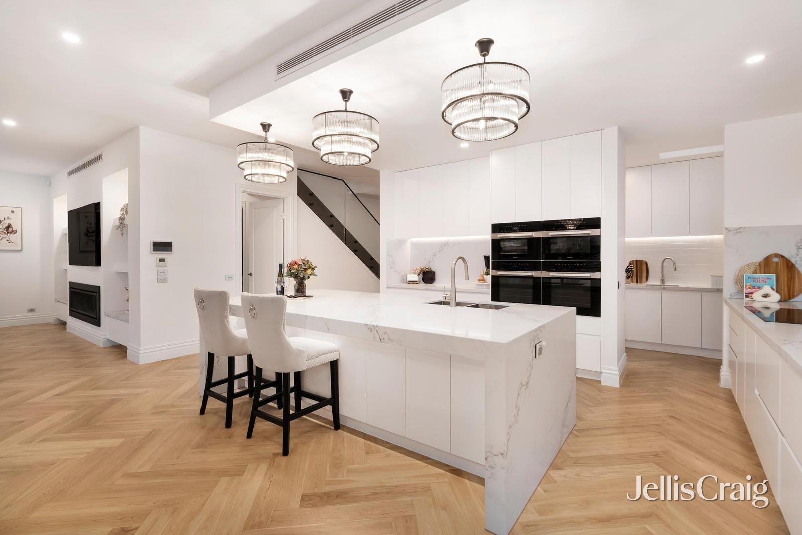 19 Dion Street, Doncaster image 5