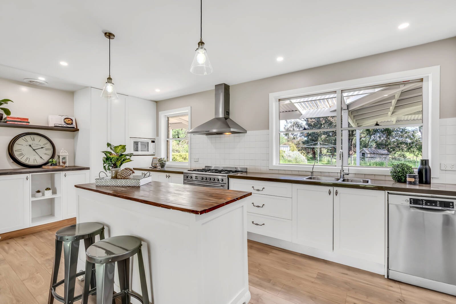 Property Gallery Thumbnail 4