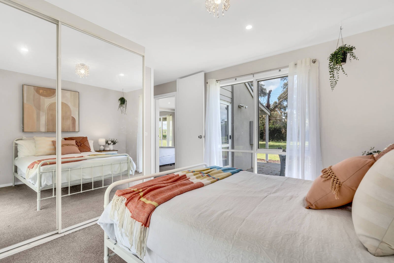 Property Gallery Thumbnail 13
