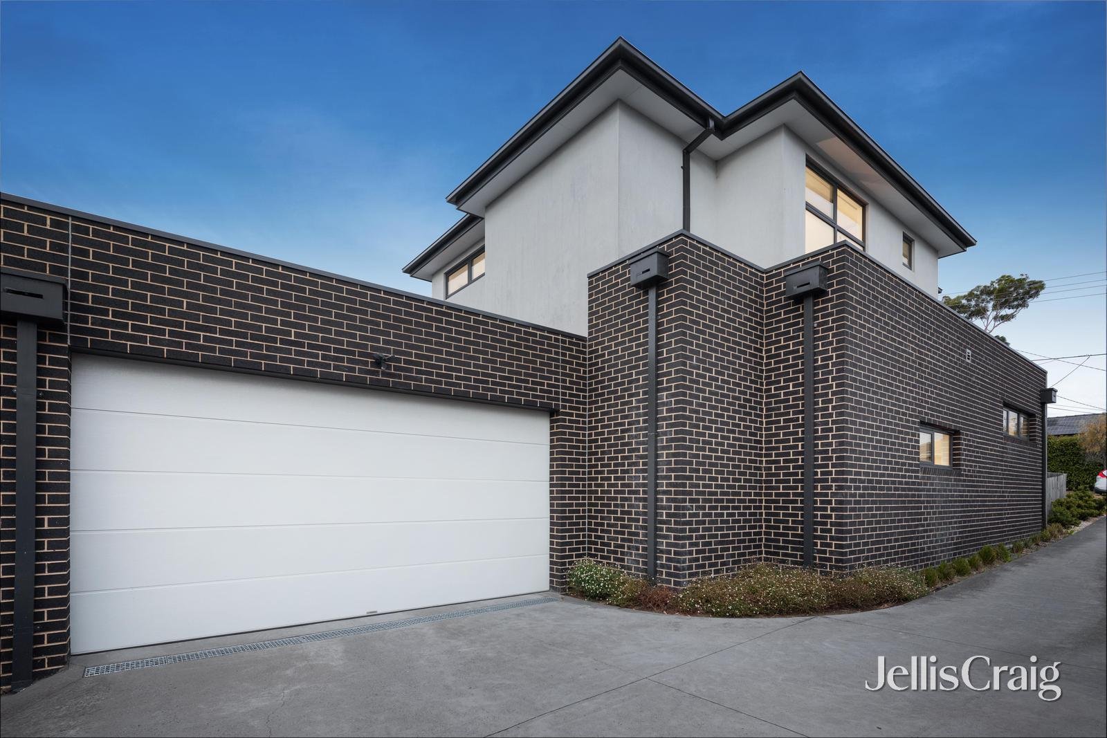 1/9 Dorset Street, Glen&nbsp;Waverley image 2
