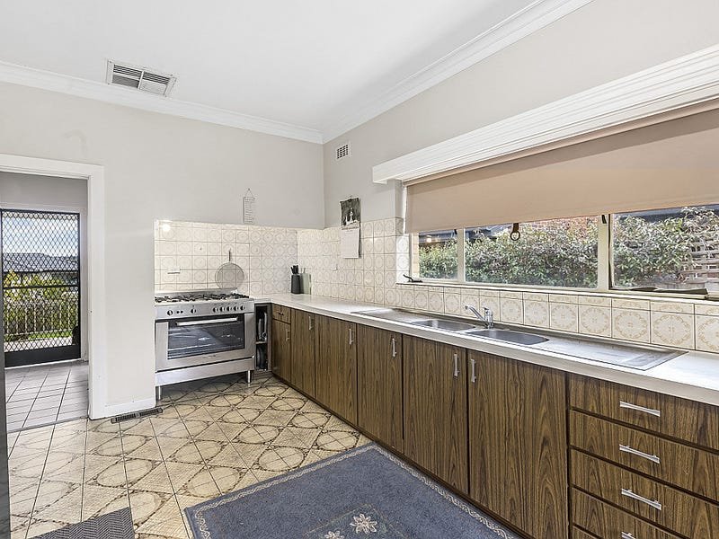 Property Gallery Thumbnail 5