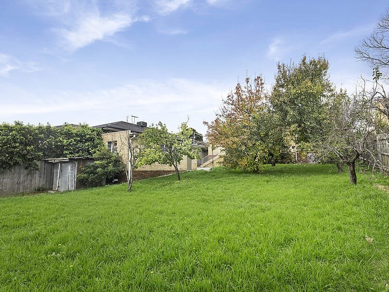 Property Gallery Thumbnail 6