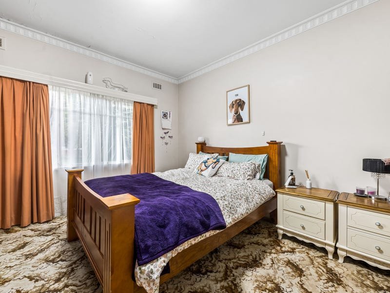 Property Gallery Thumbnail 7