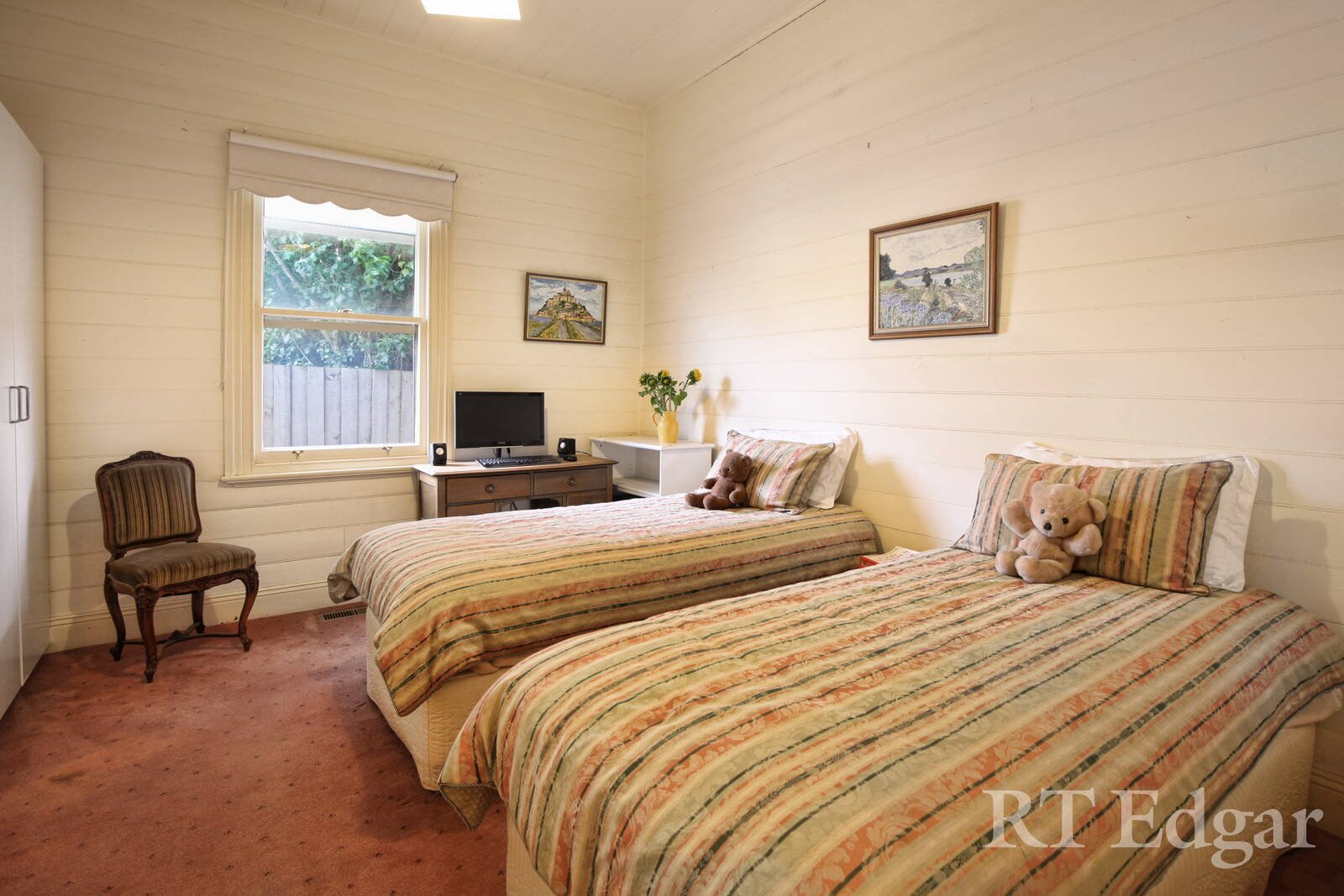 Property Gallery Thumbnail 10