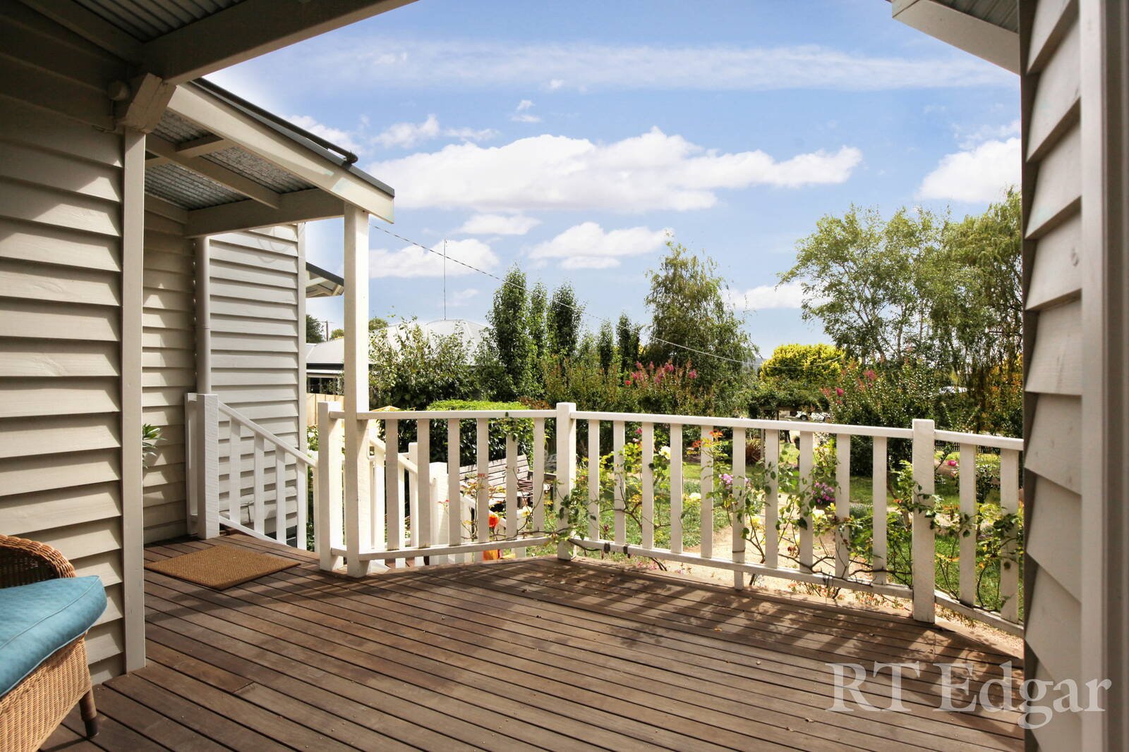 Property Gallery Thumbnail 14