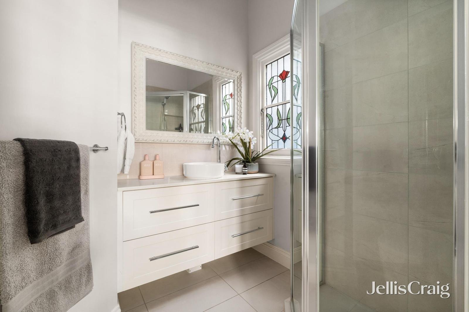 19 Elaroo Avenue, Camberwell image 11
