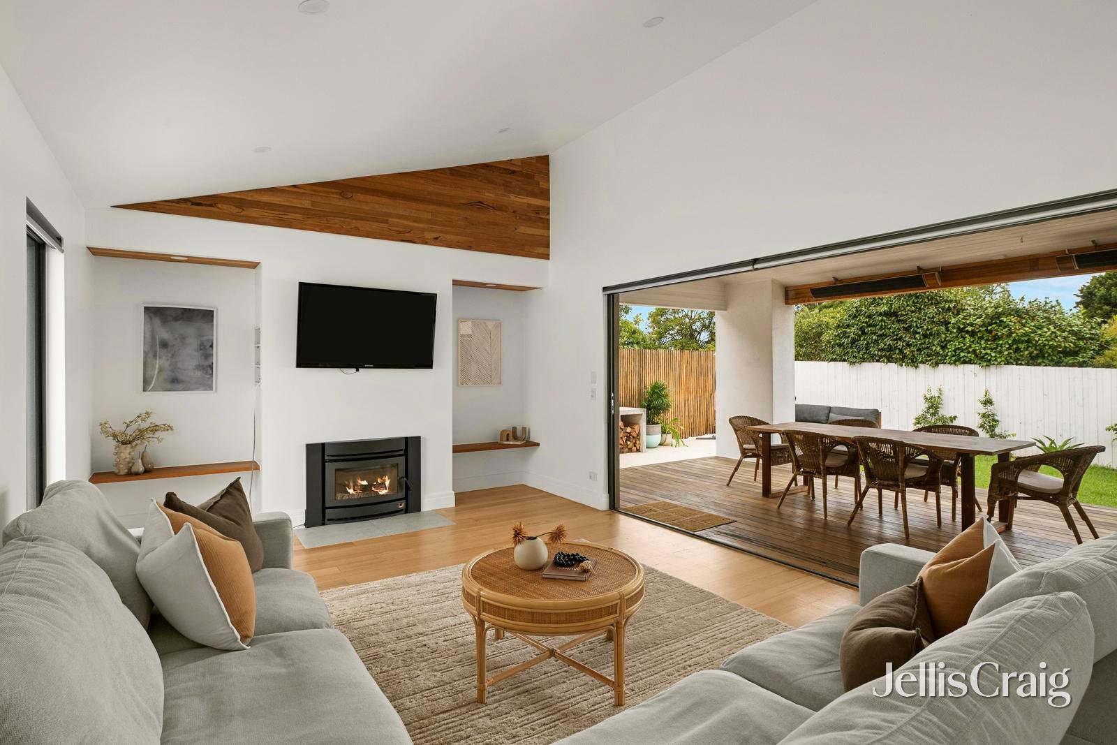 19 Elder Street, Watsonia image 2