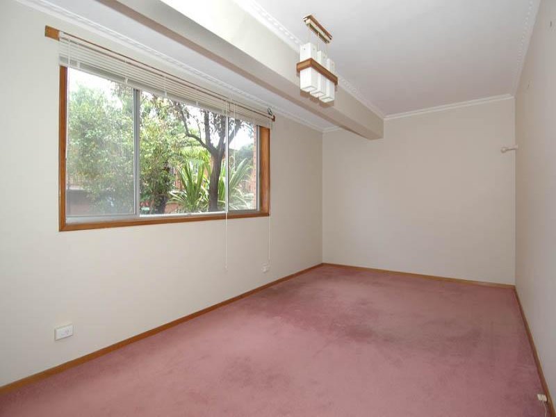 1/9 Elizabeth Street, Highton image 3