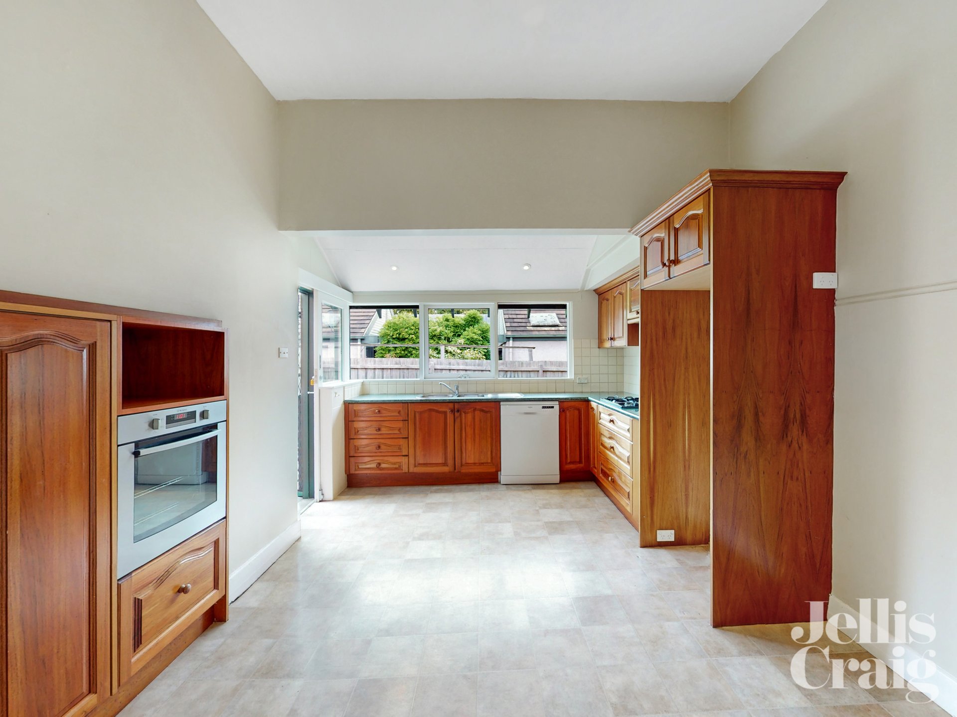 19 Elmie Street, Hawthorn image 3