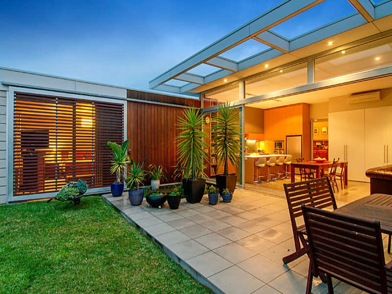19 Elphin Street, Newport image 10