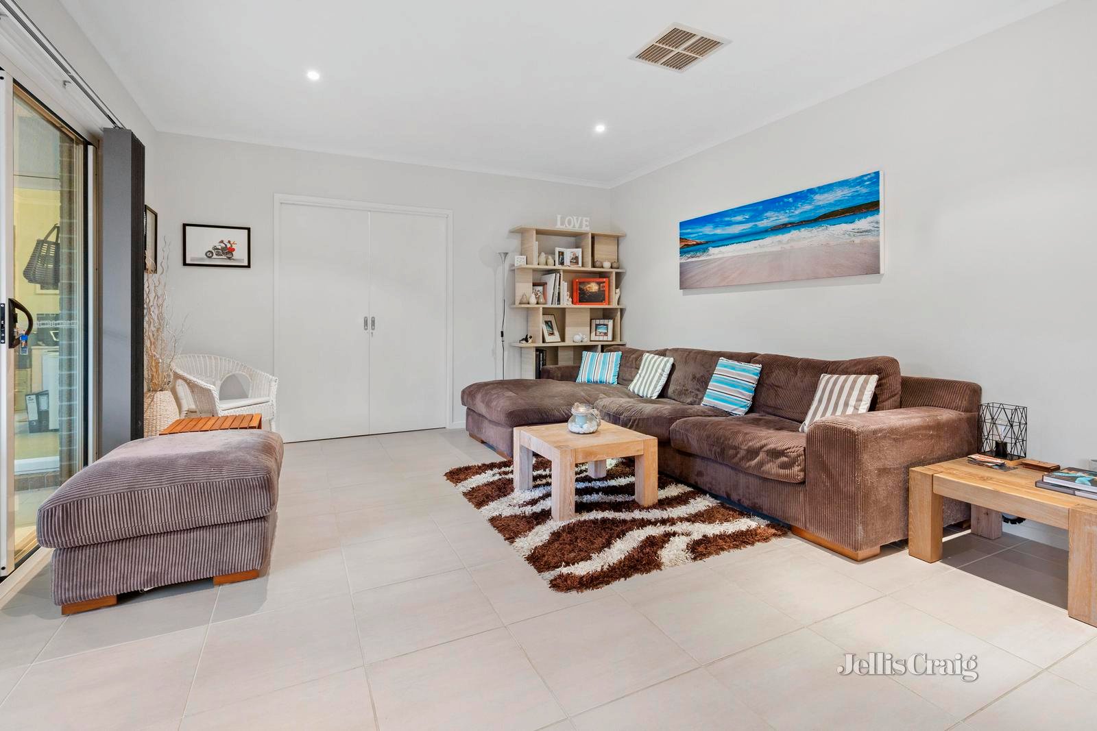 19 Elspeth Circuit, Mount Martha image 6