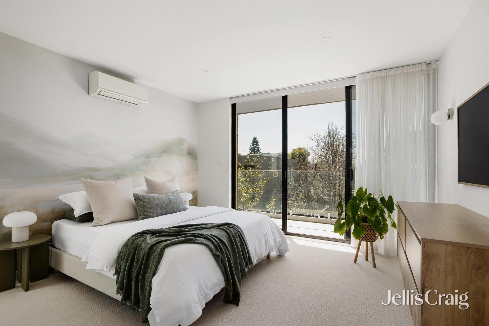 19 Embling Road, Malvern image 7