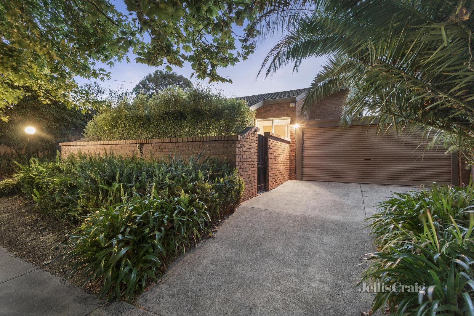 1/9 Erica Avenue, Glen Iris image 1