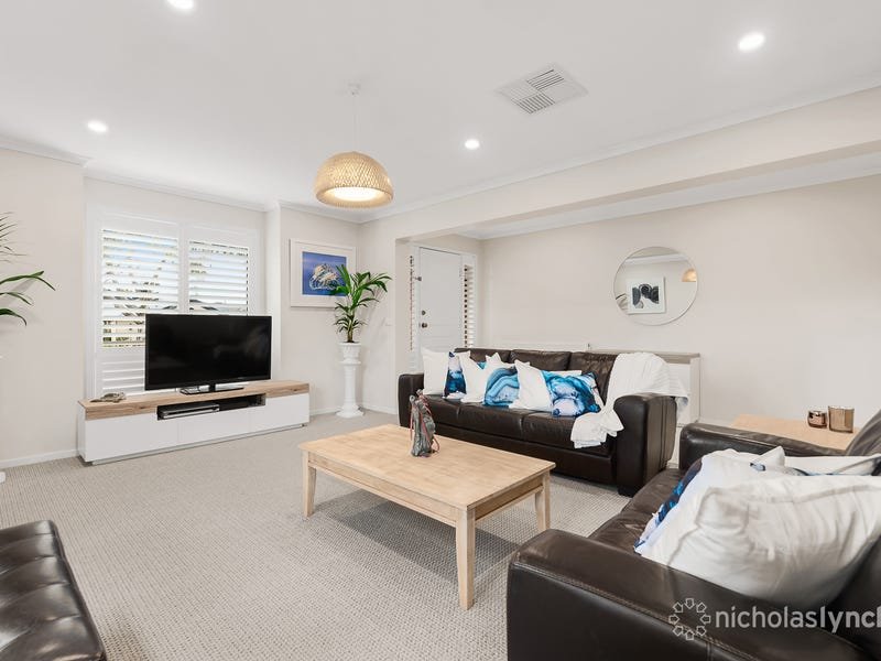 Property Gallery Thumbnail 3