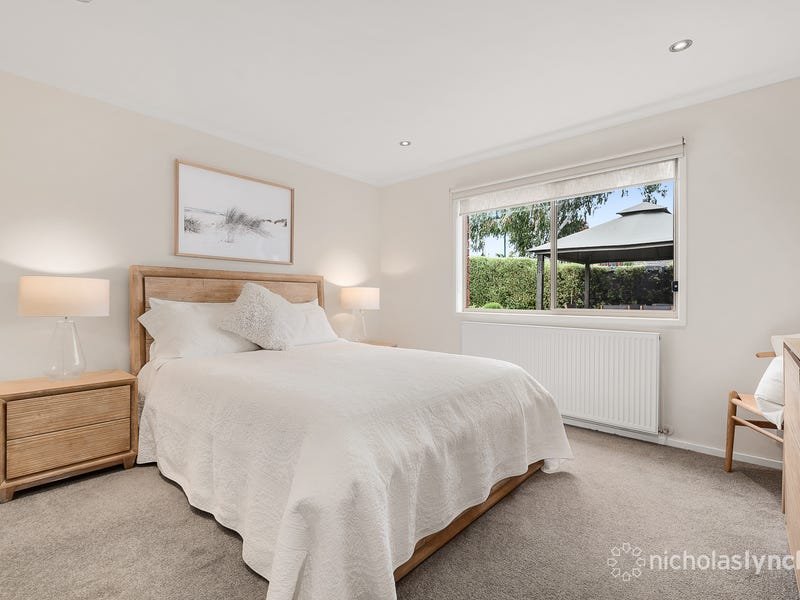 Property Gallery Thumbnail 6