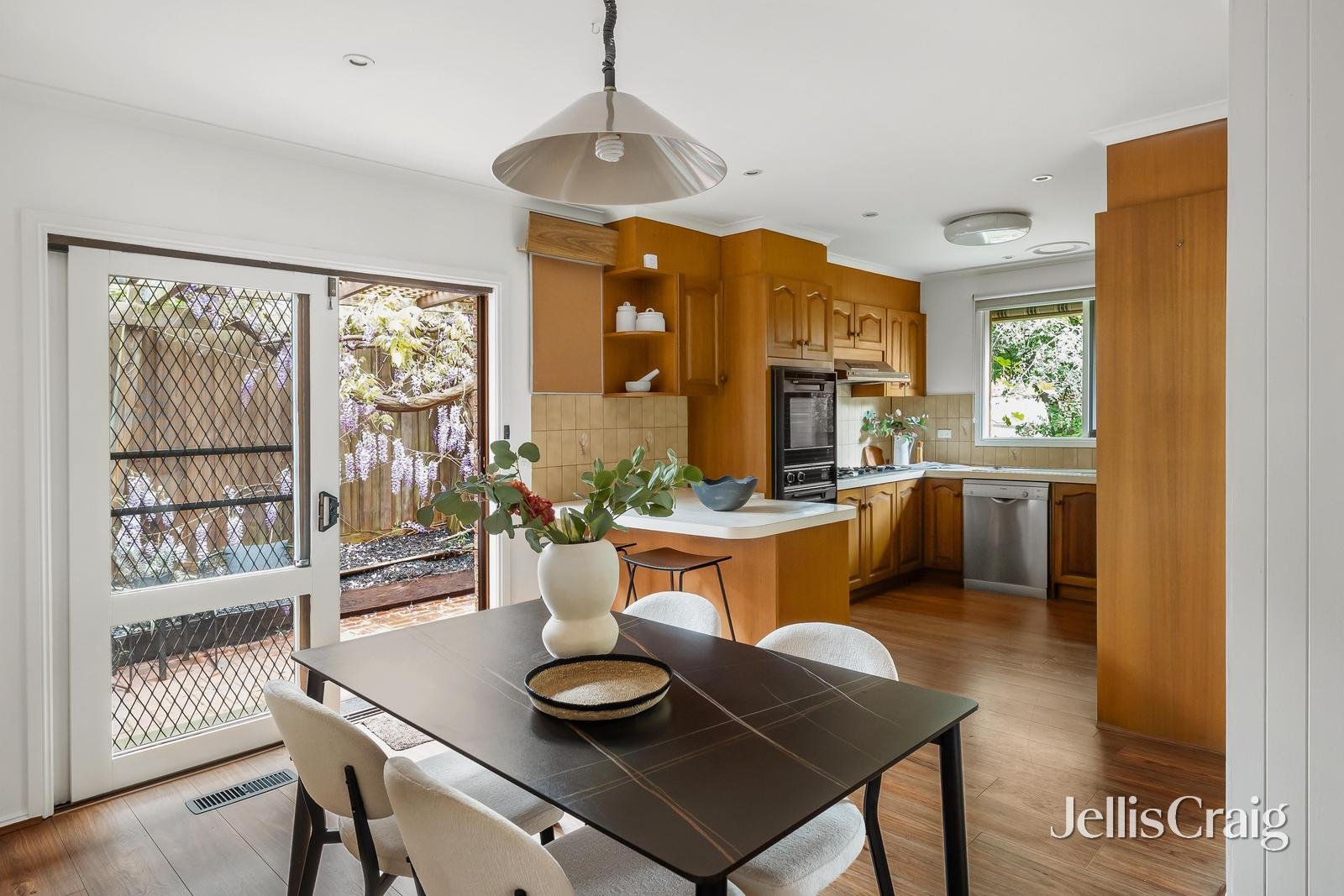 1/9 Essex Road, Surrey&nbsp;Hills image 5