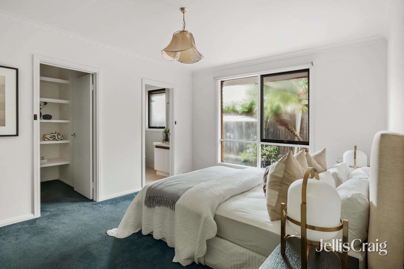 1/9 Essex Road, Surrey&nbsp;Hills image 6