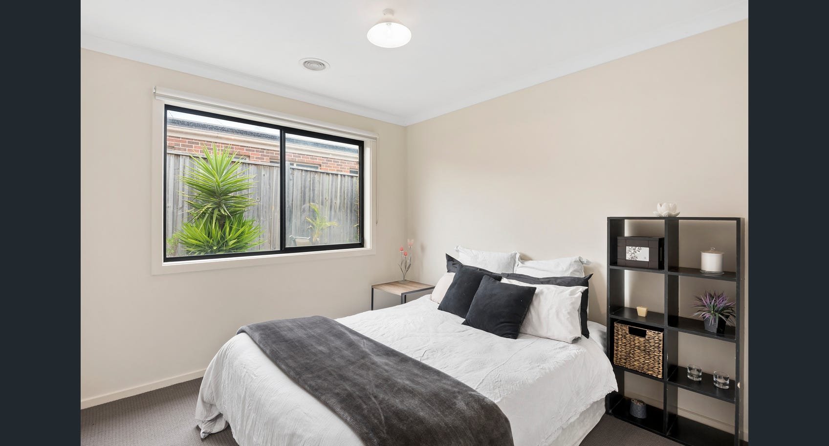 Property Gallery Thumbnail 4