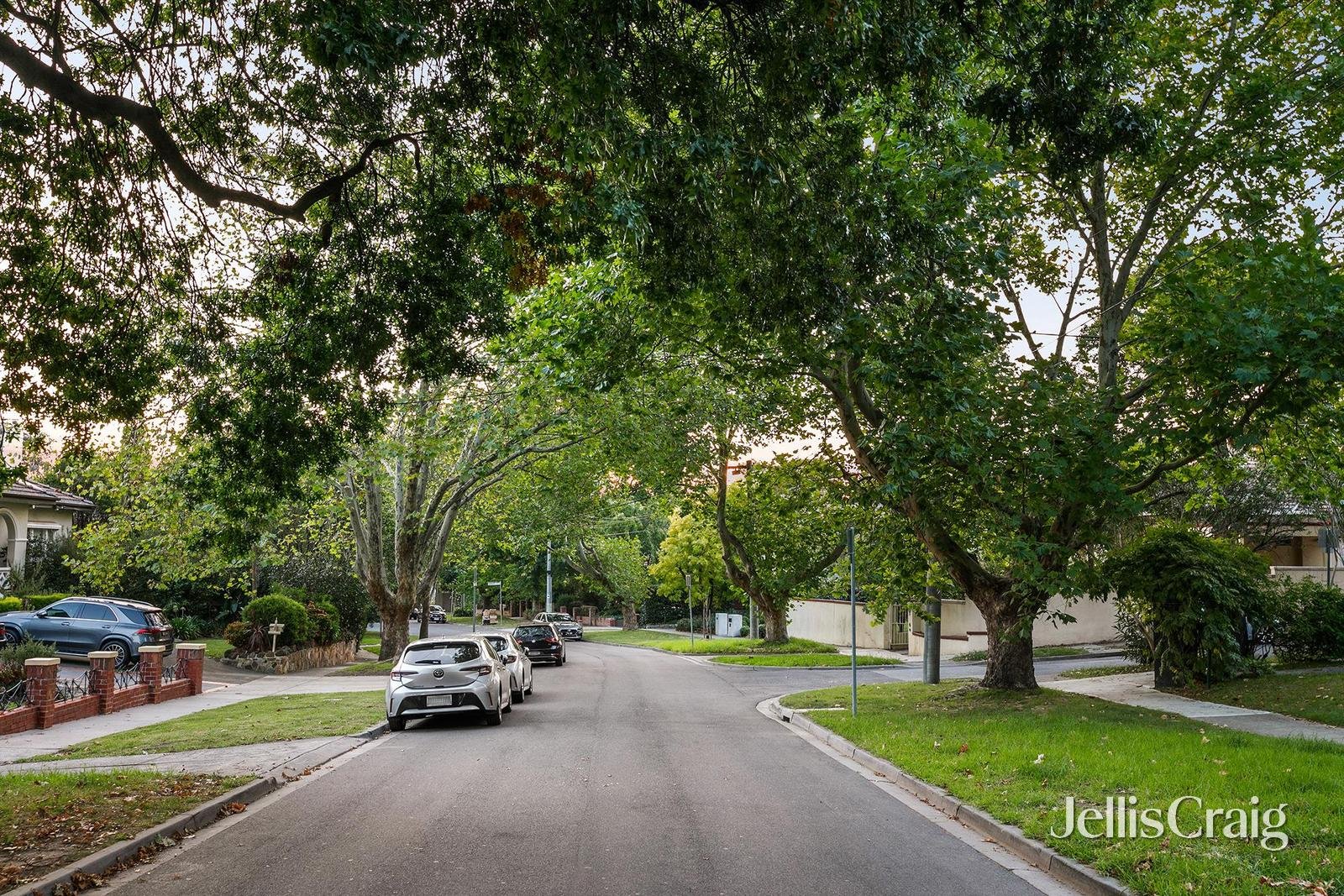 19 Fairy Street, Ivanhoe image 24