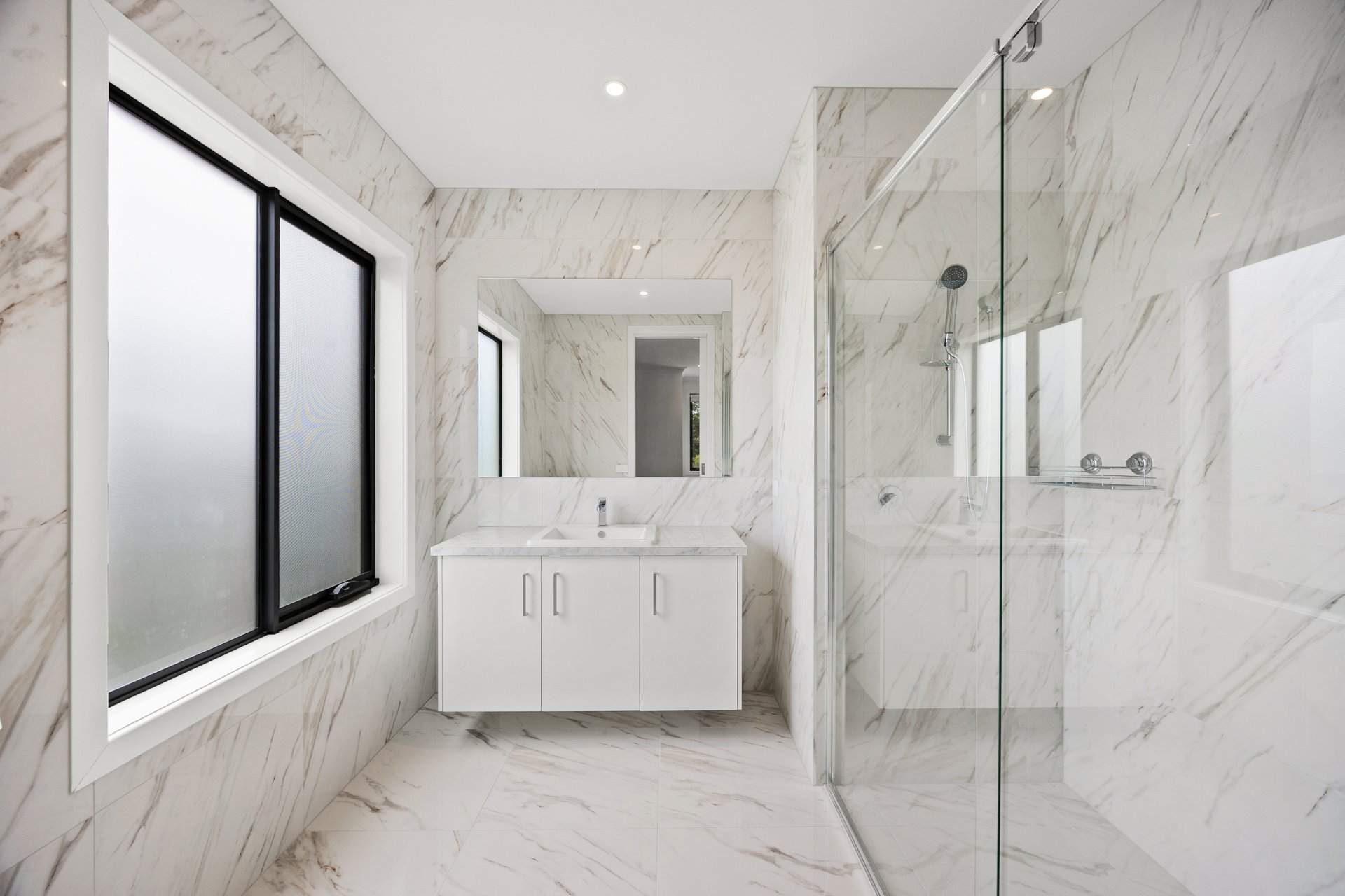 1/9 Farleigh Avenue, Burwood image 9