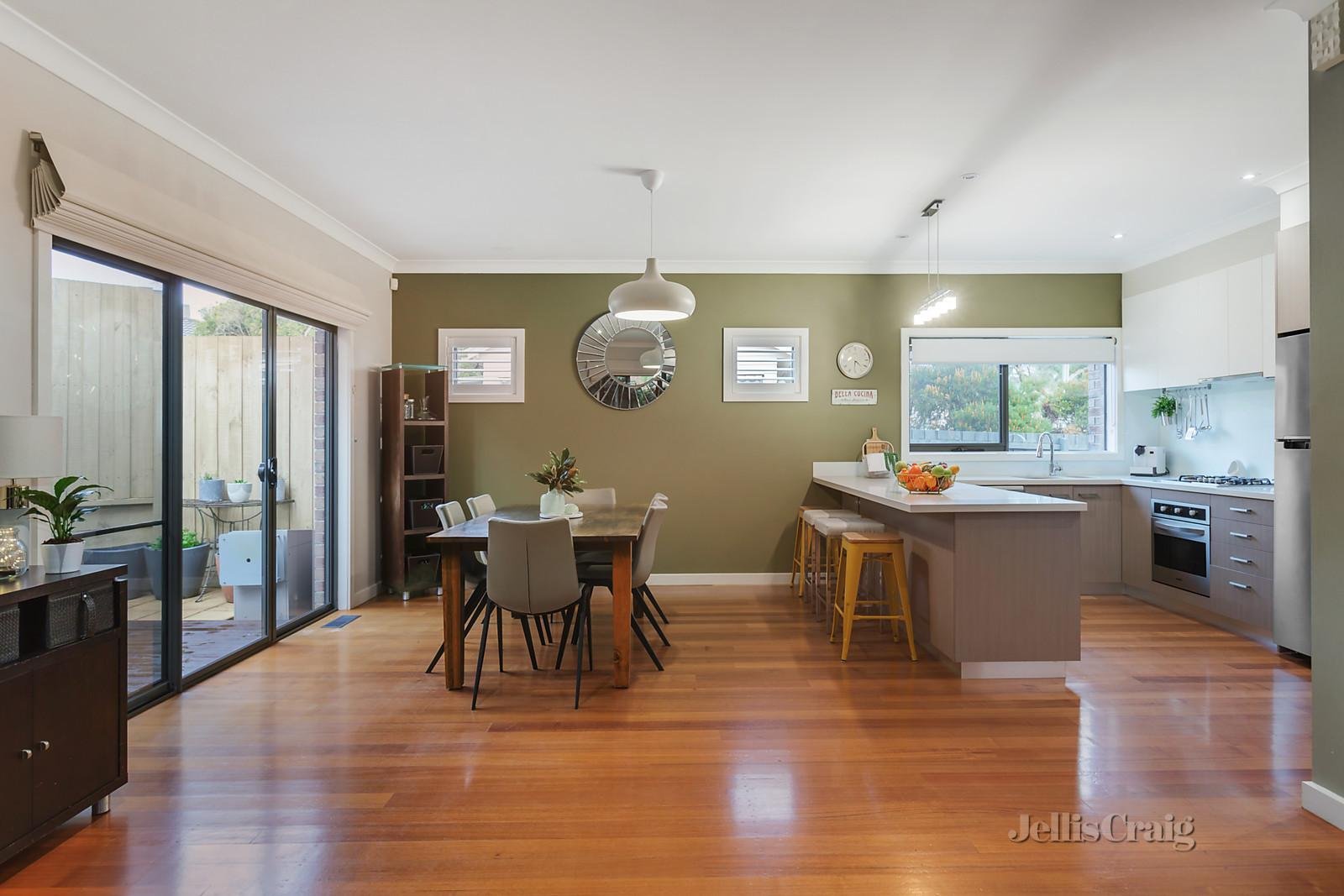 1/9 Fulton Crescent, Burwood image 4