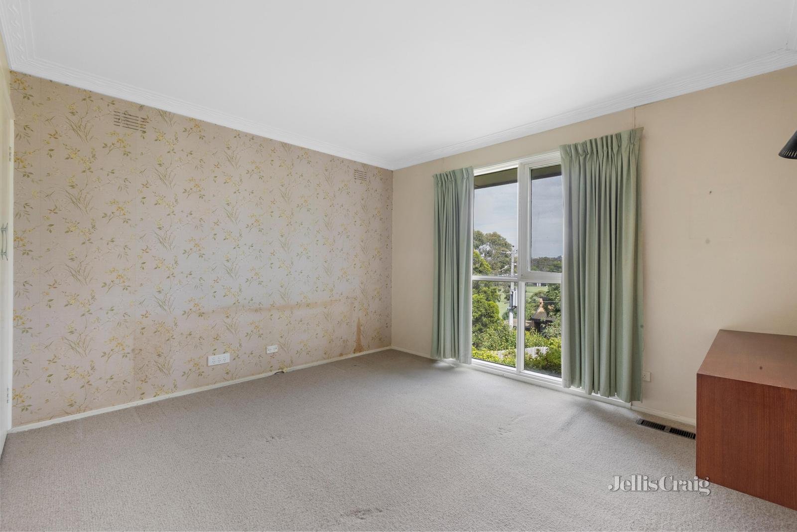 19 Furneaux Grove, Bulleen image 7