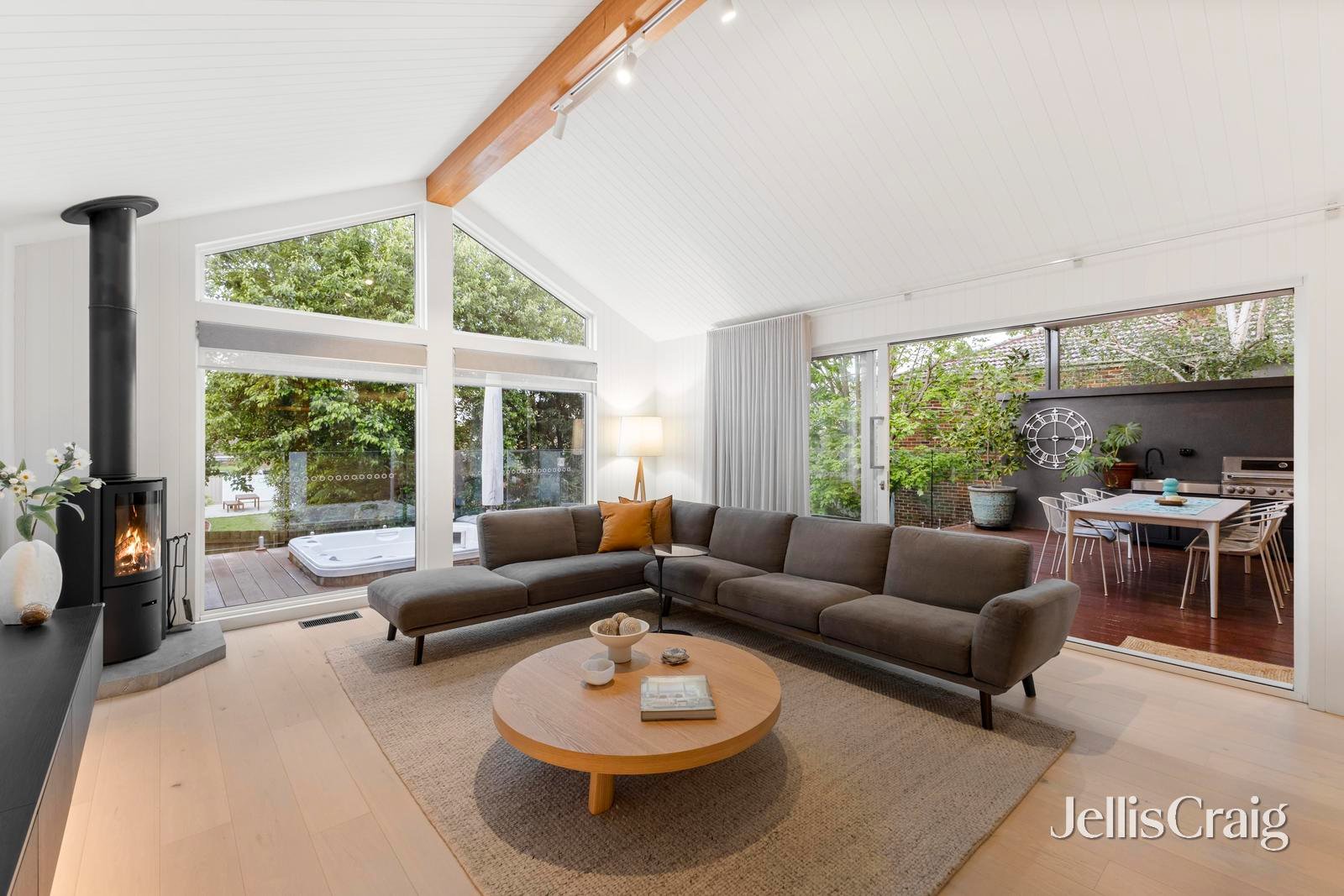 19 Galovac Close, Donvale image 5