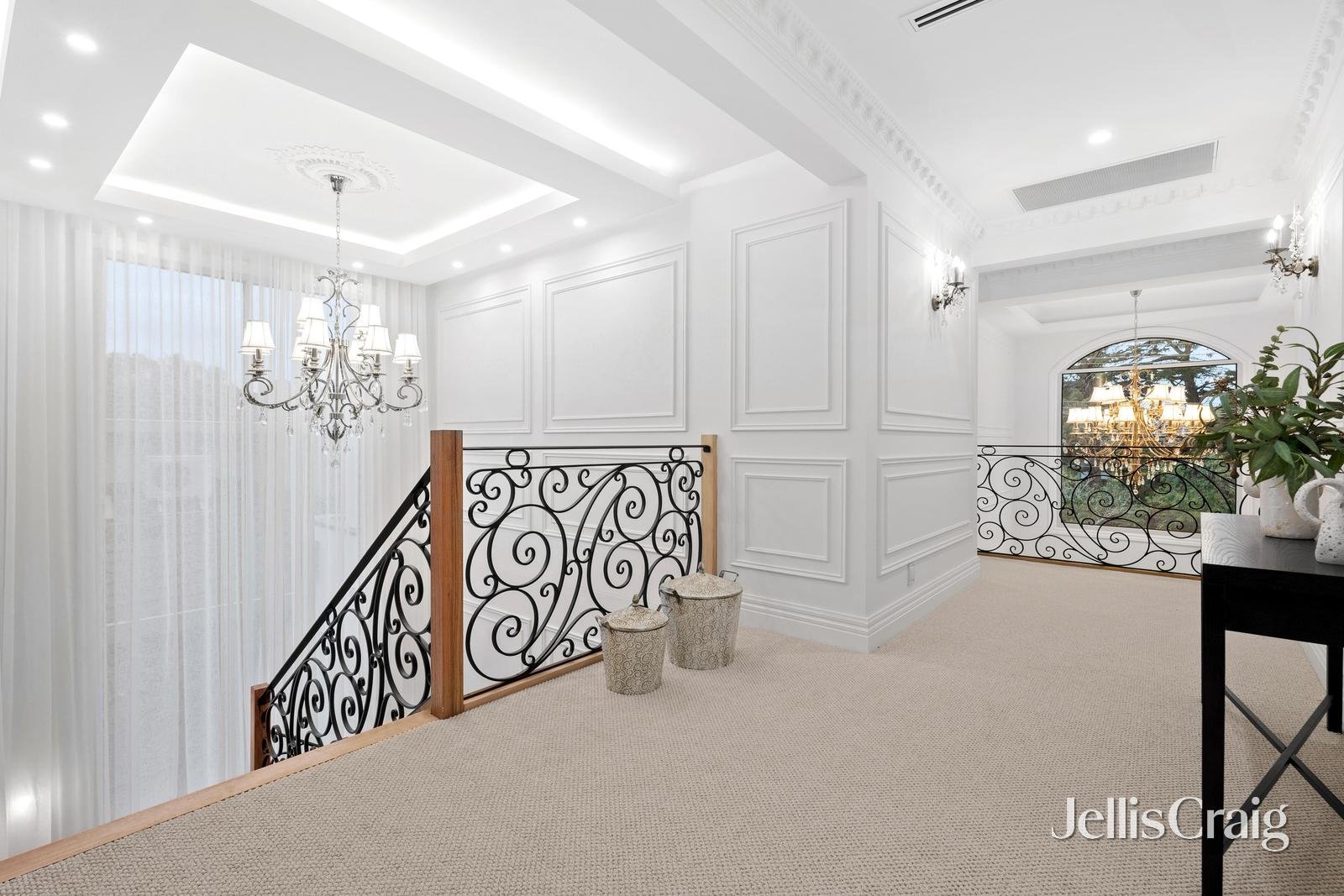 19 Glen Tower Drive, Glen Waverley image 10