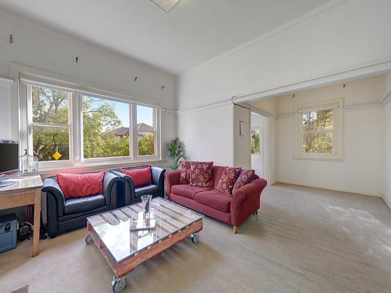 1/9 Glenroy Road, Hawthorn image 2