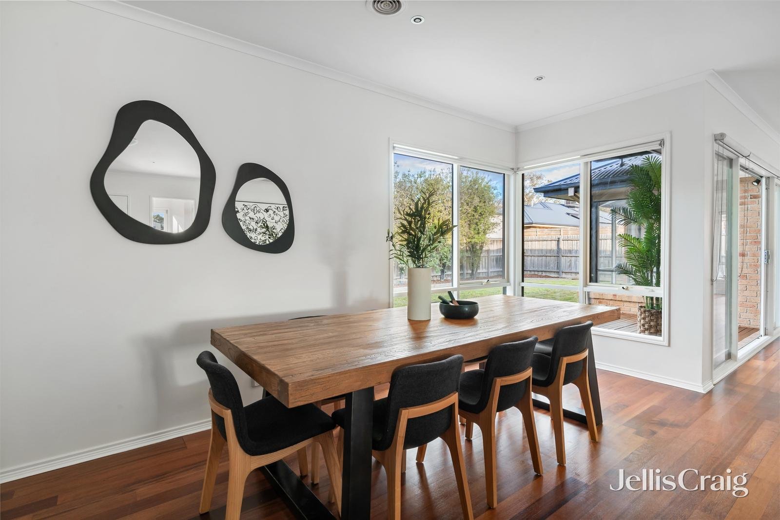19 Glenshire Grove, Doreen image 3