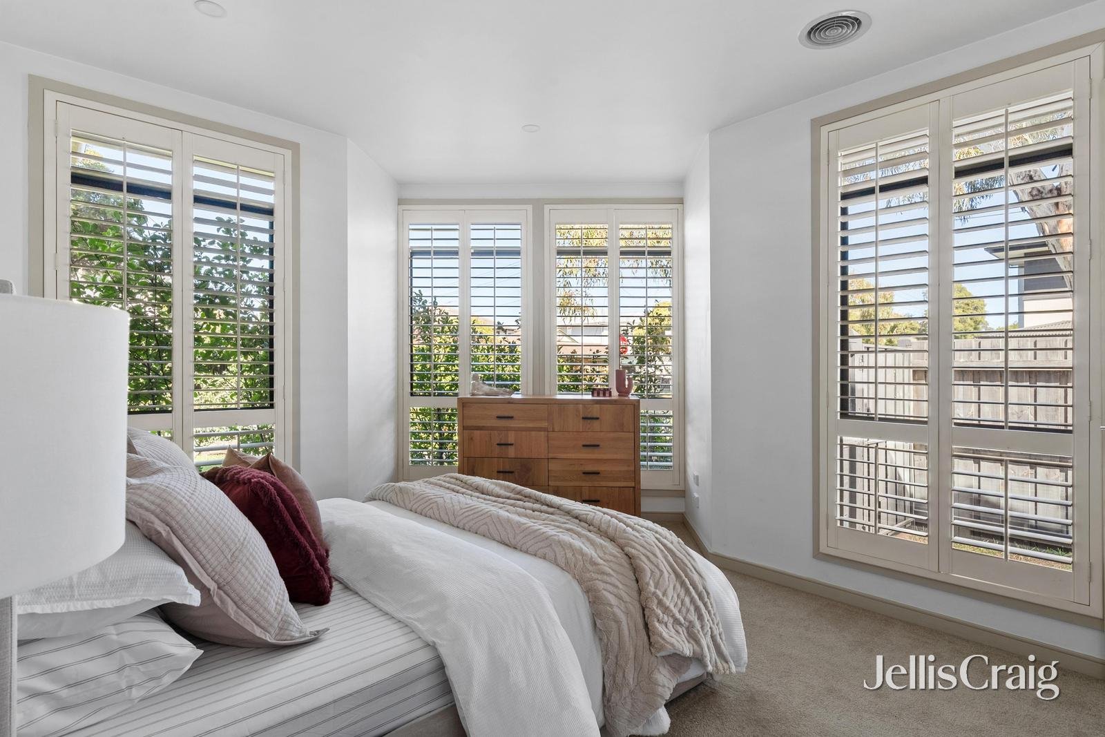 19 Gordon Street, Newport image 8