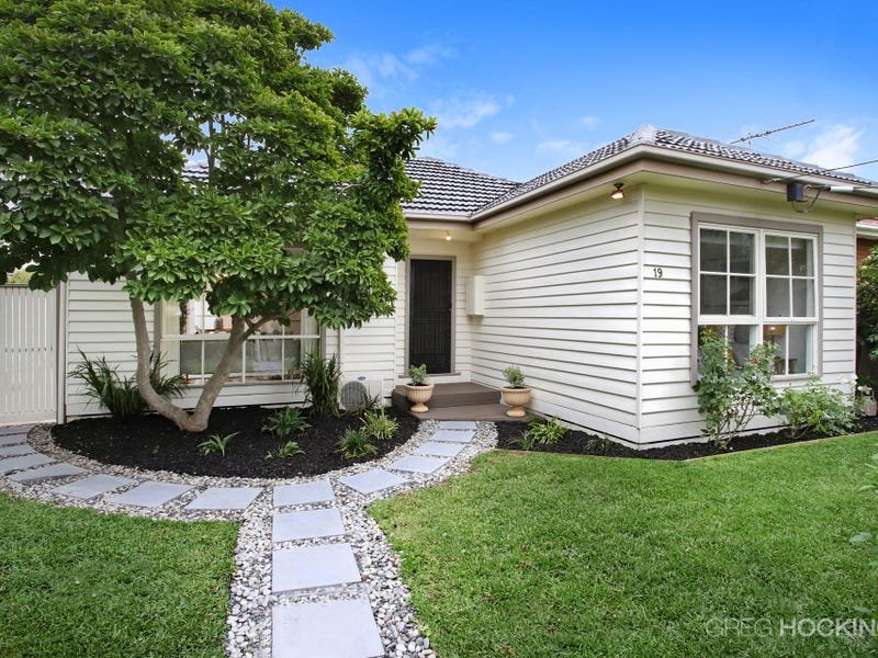 19 Graham Street, Newport image 1