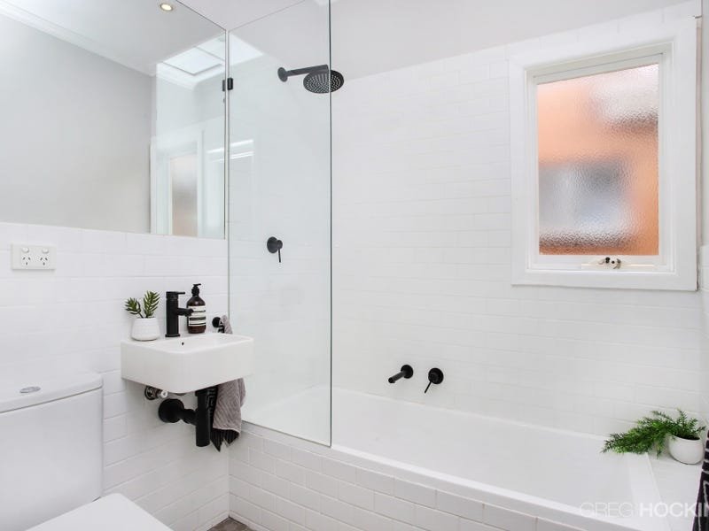 19 Graham Street, Newport image 9