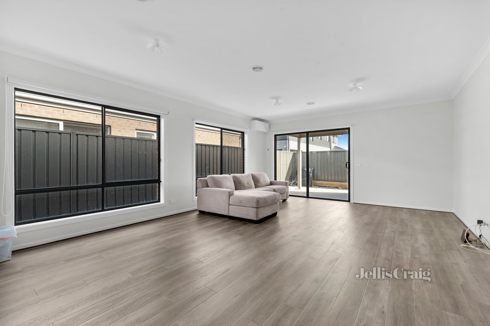 19 Greenland Avenue, Clyde image 2