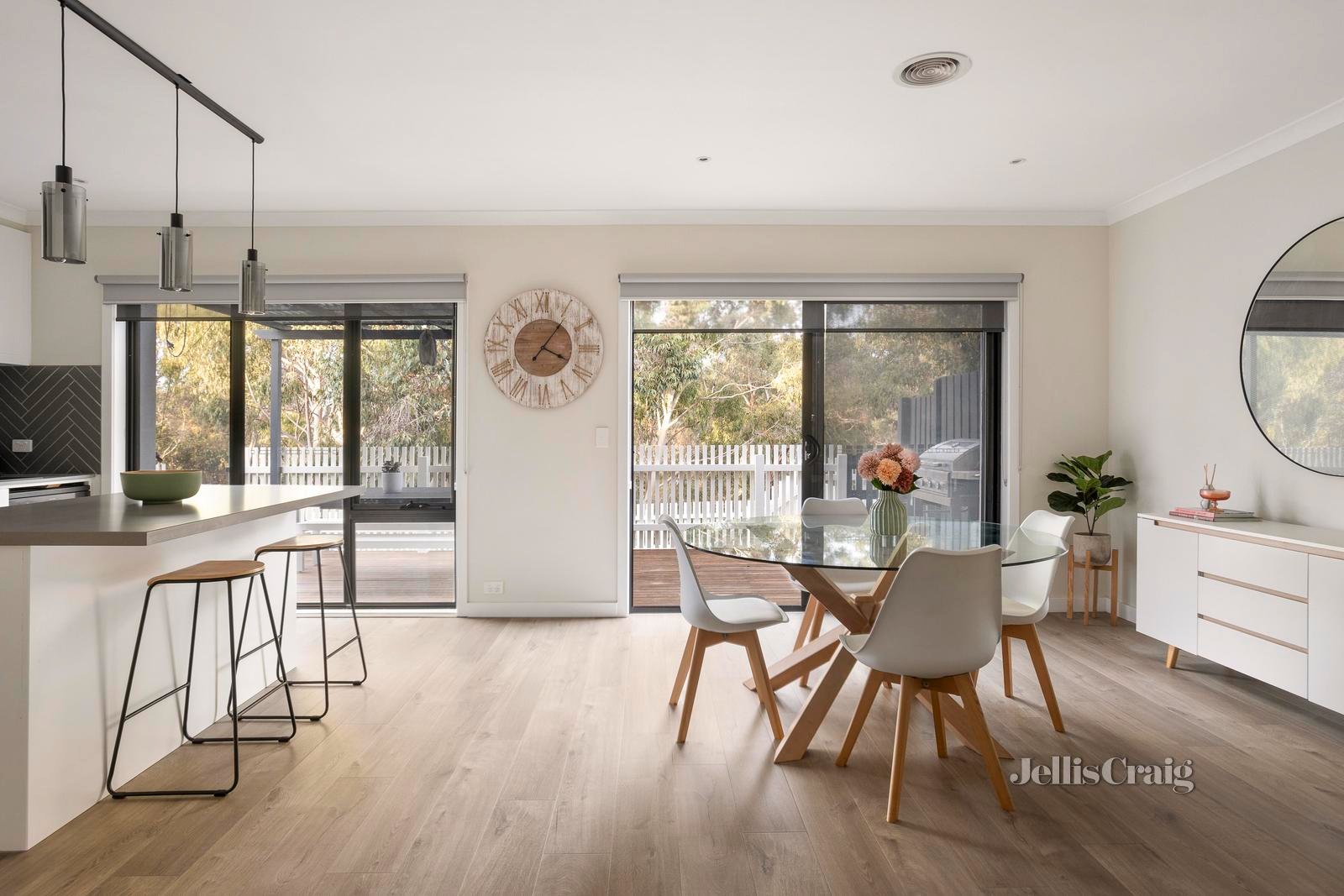 19 Greenwich Crescent, Bundoora image 5