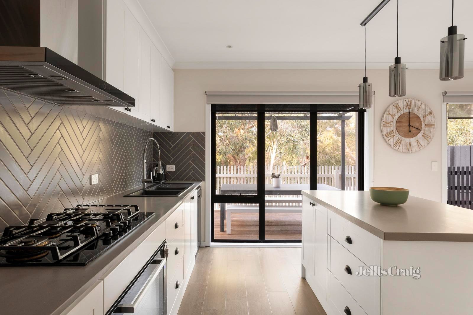 19 Greenwich Crescent, Bundoora image 6