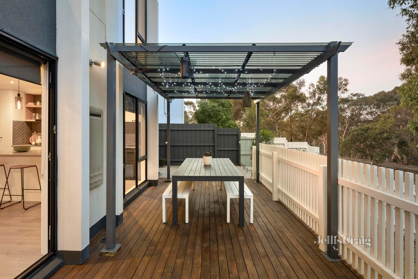 19 Greenwich Crescent, Bundoora image 8