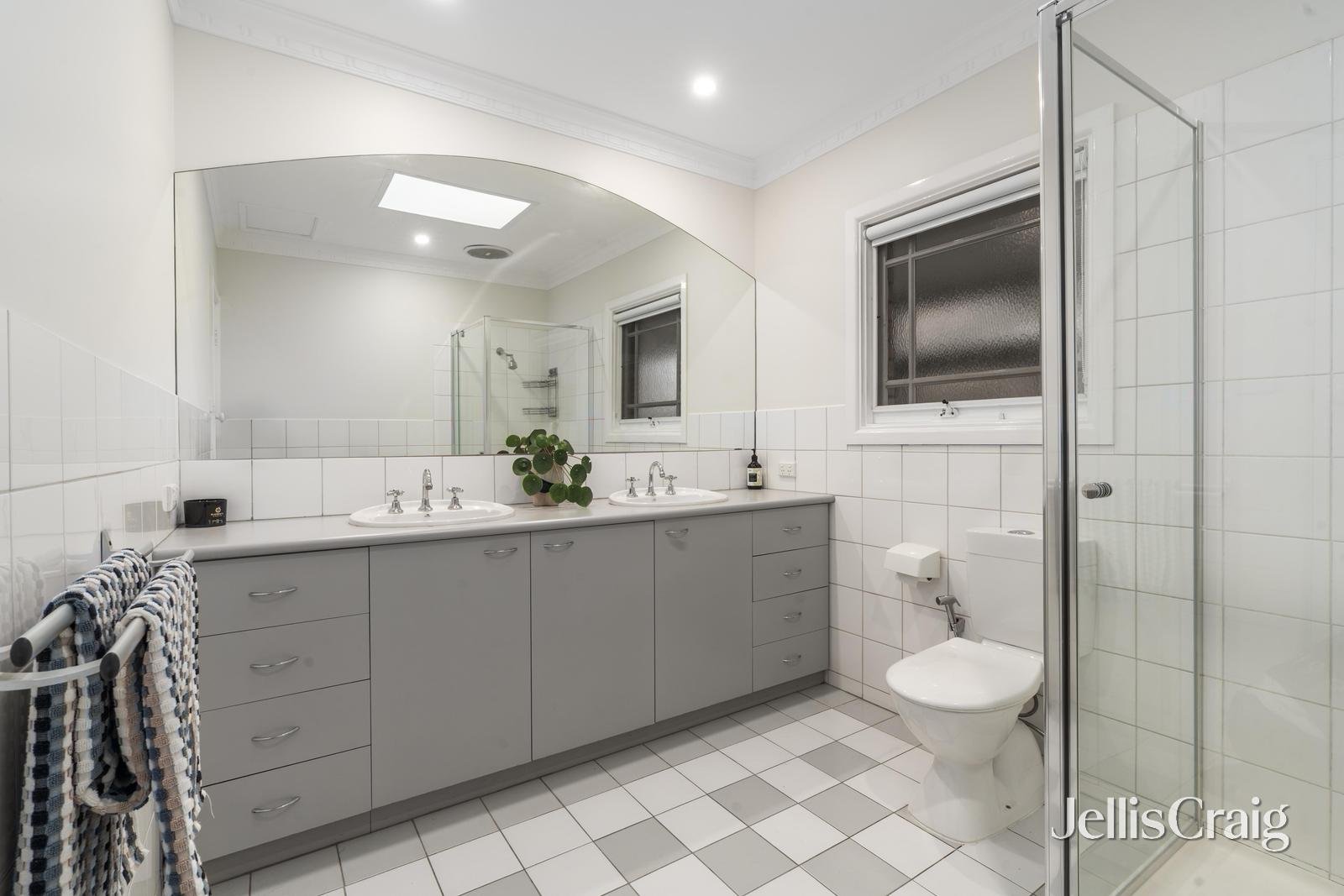 19 Hayfield Road, Mount Waverley image 11