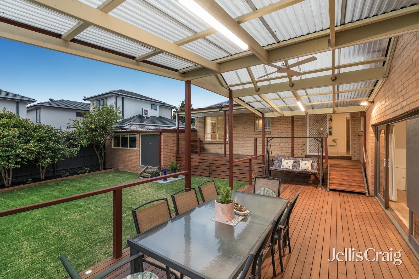 19 Hayfield Road, Mount Waverley image 12