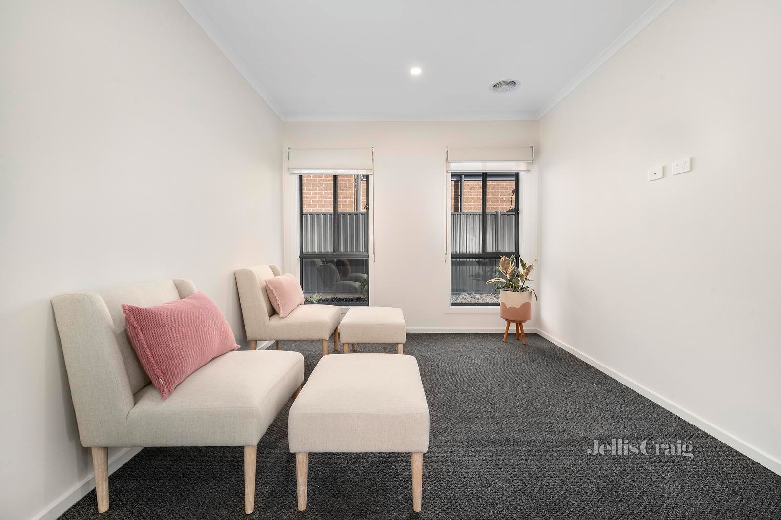 19 Henlix Court, Mount Clear image 7