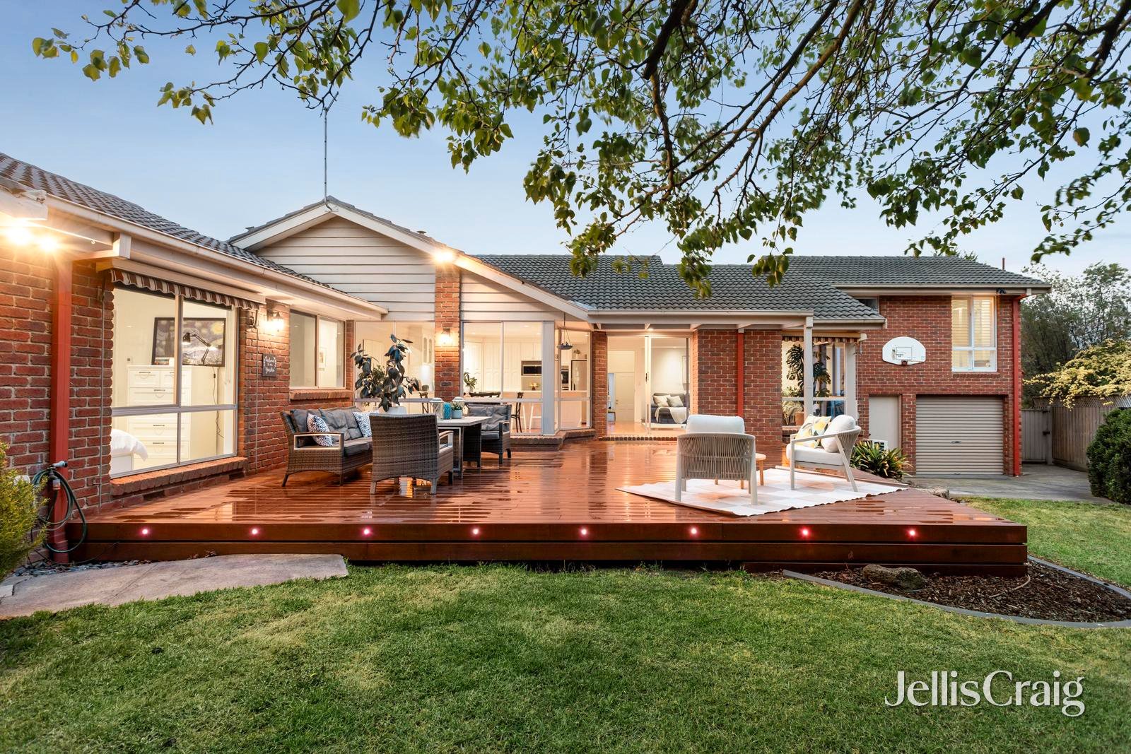 19 Hillcrest Court, Donvale image 12
