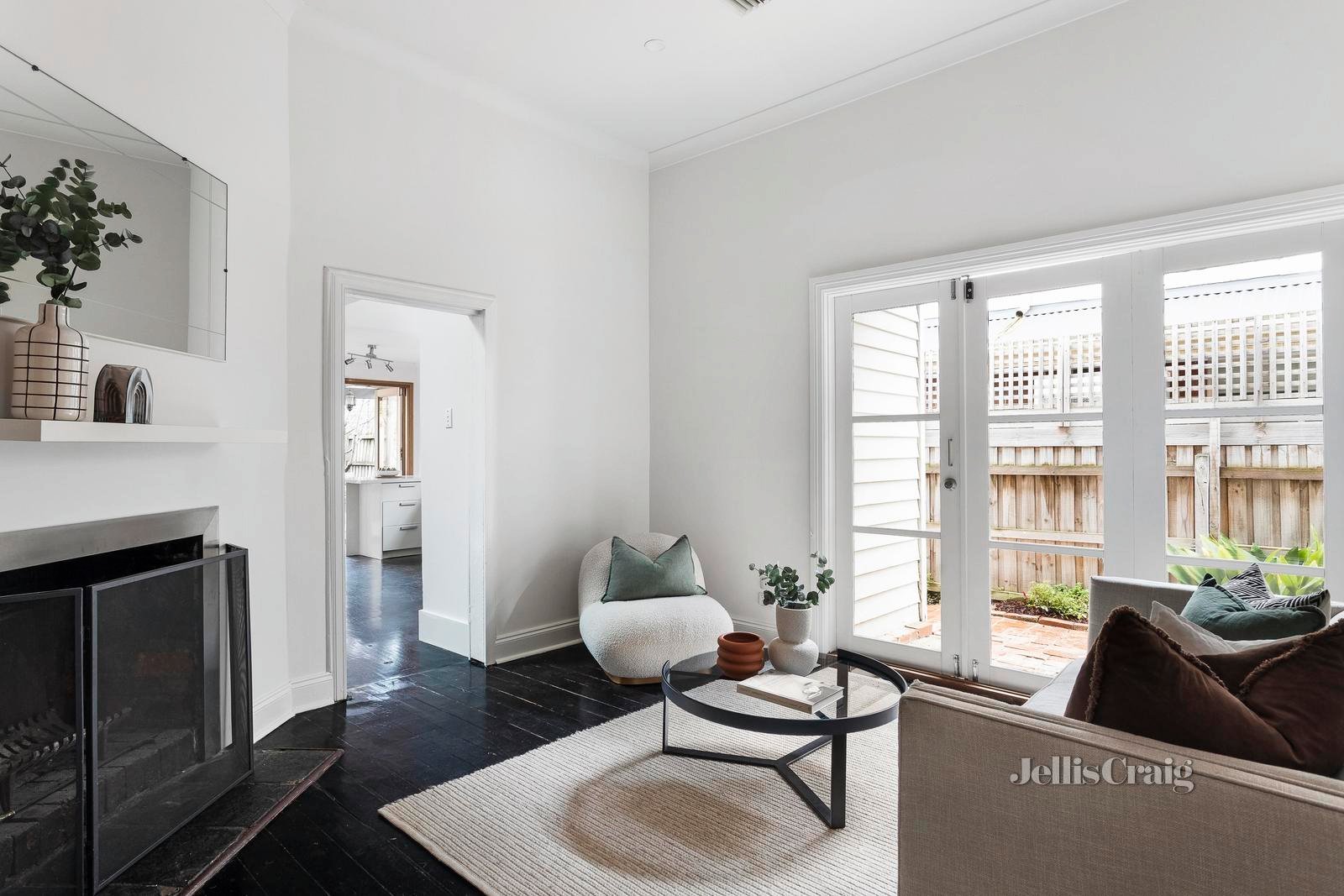 19 Holmes Street, Brunswick East image 2