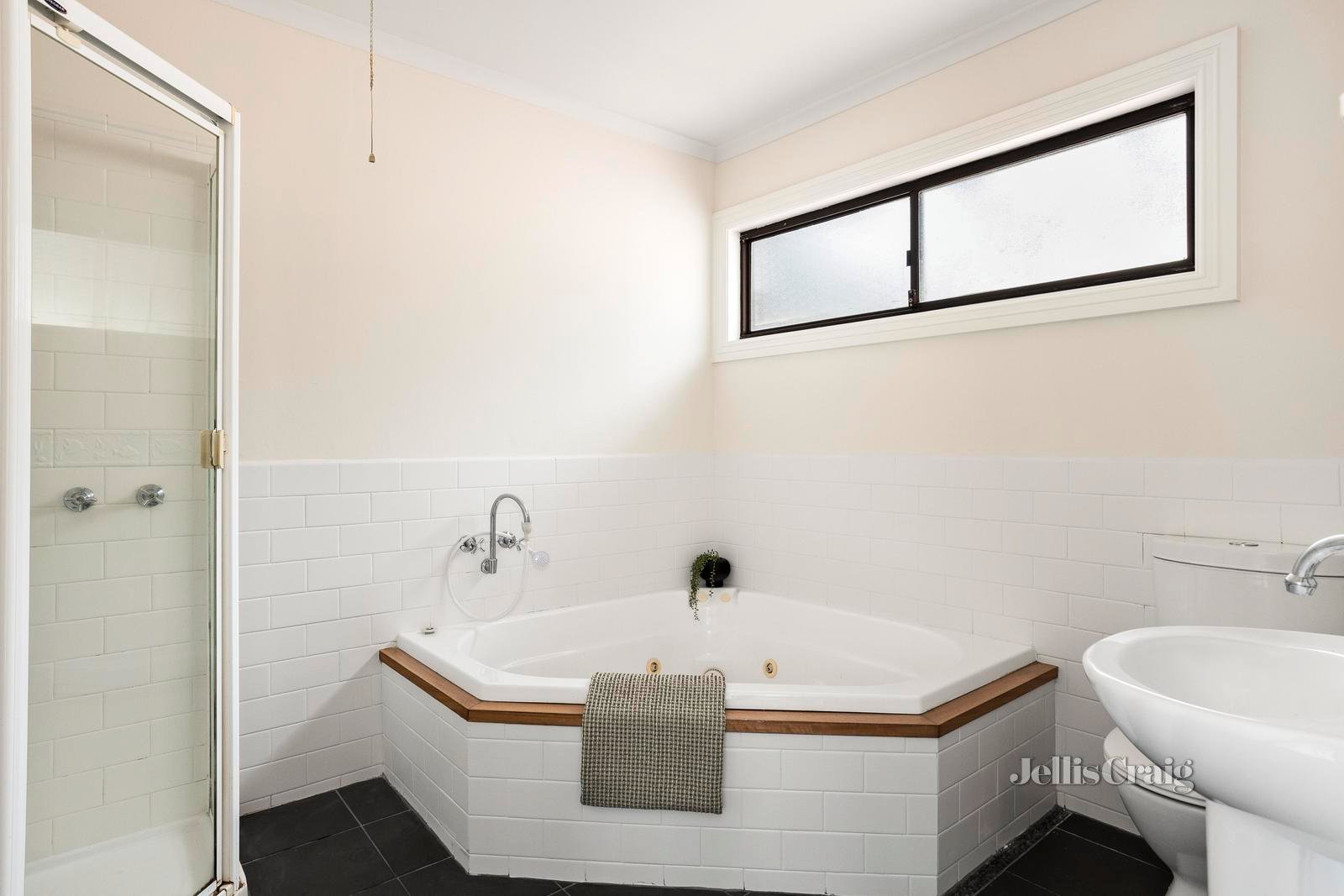 19 Holmes Street, Brunswick East image 8
